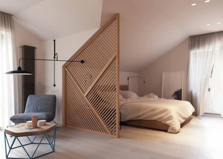 Mẫu vách ngăn phòng ngủ kín bằng gỗ đơn giản đầy tinh tế